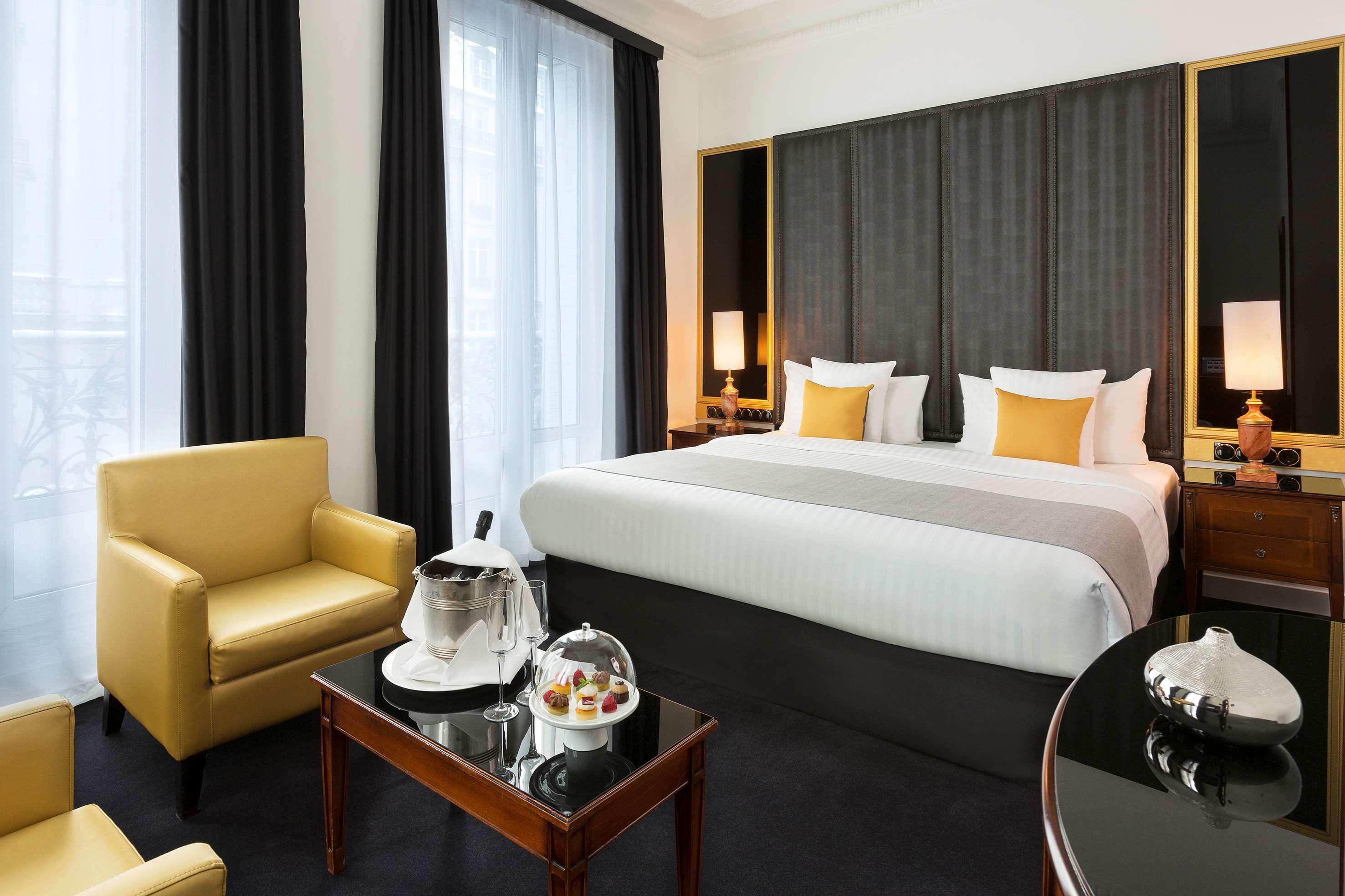 Melia Champs Elysées 4* Paris