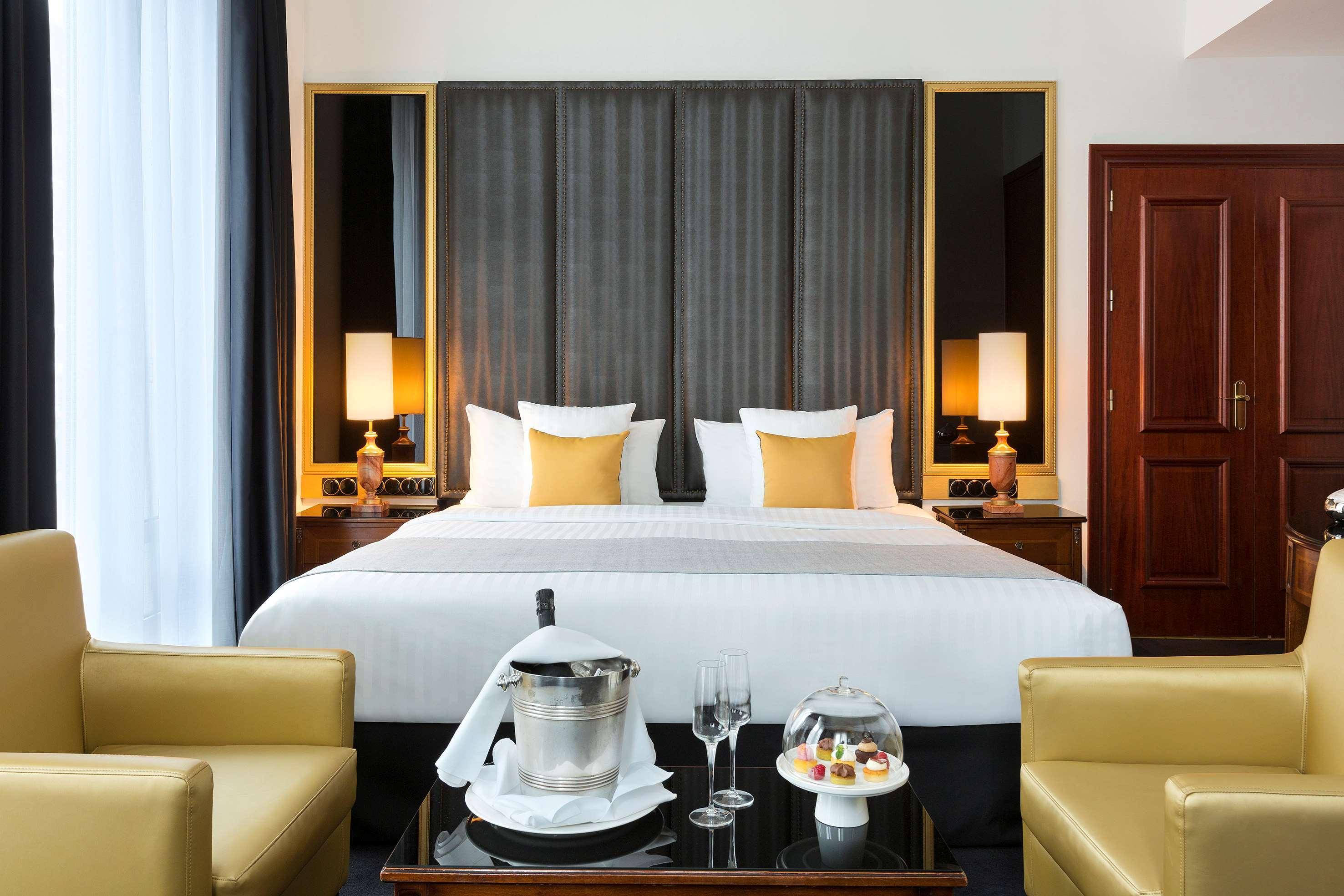 Melia Champs Elysées Hotel