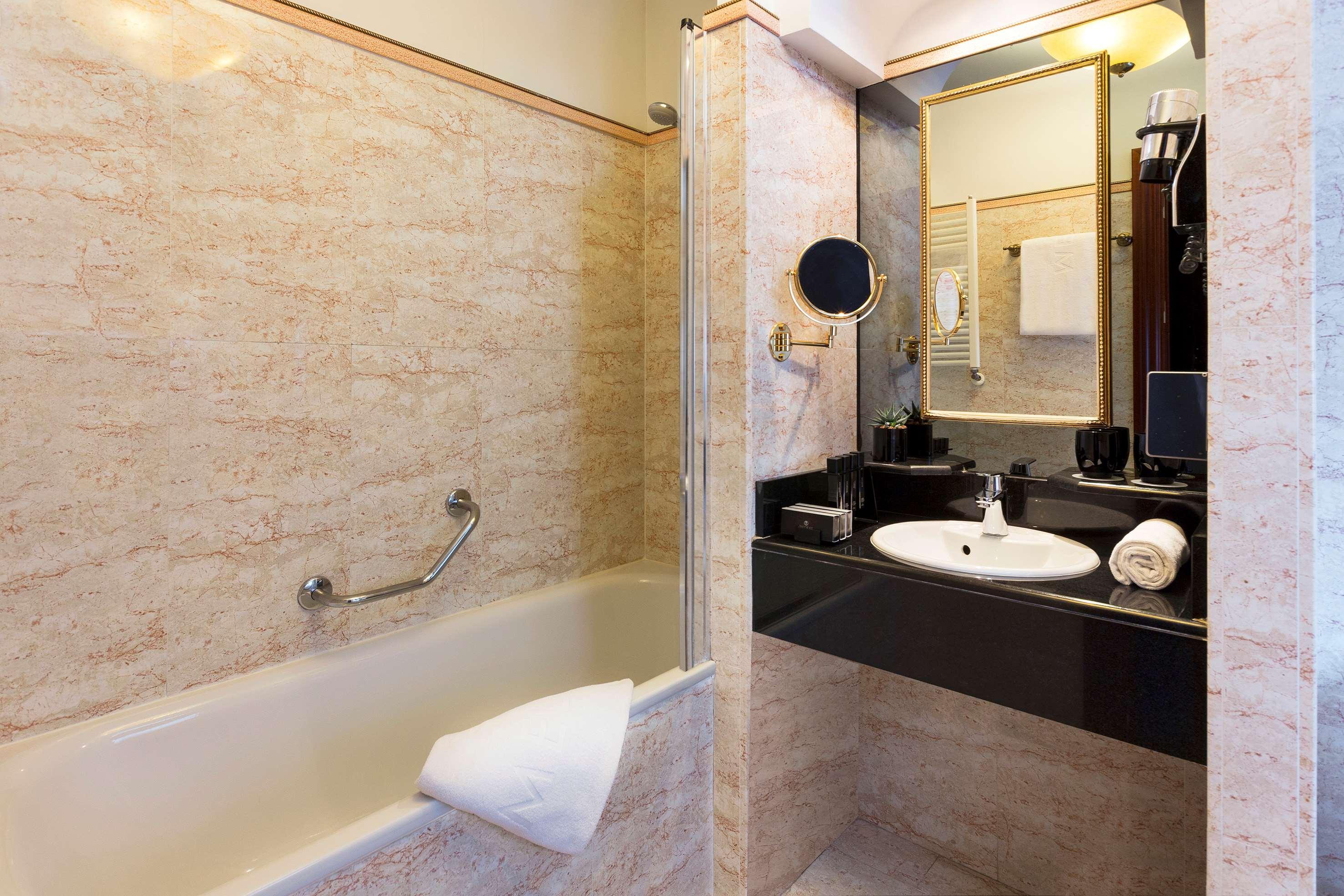 Melia Champs Elysées 4* Paris